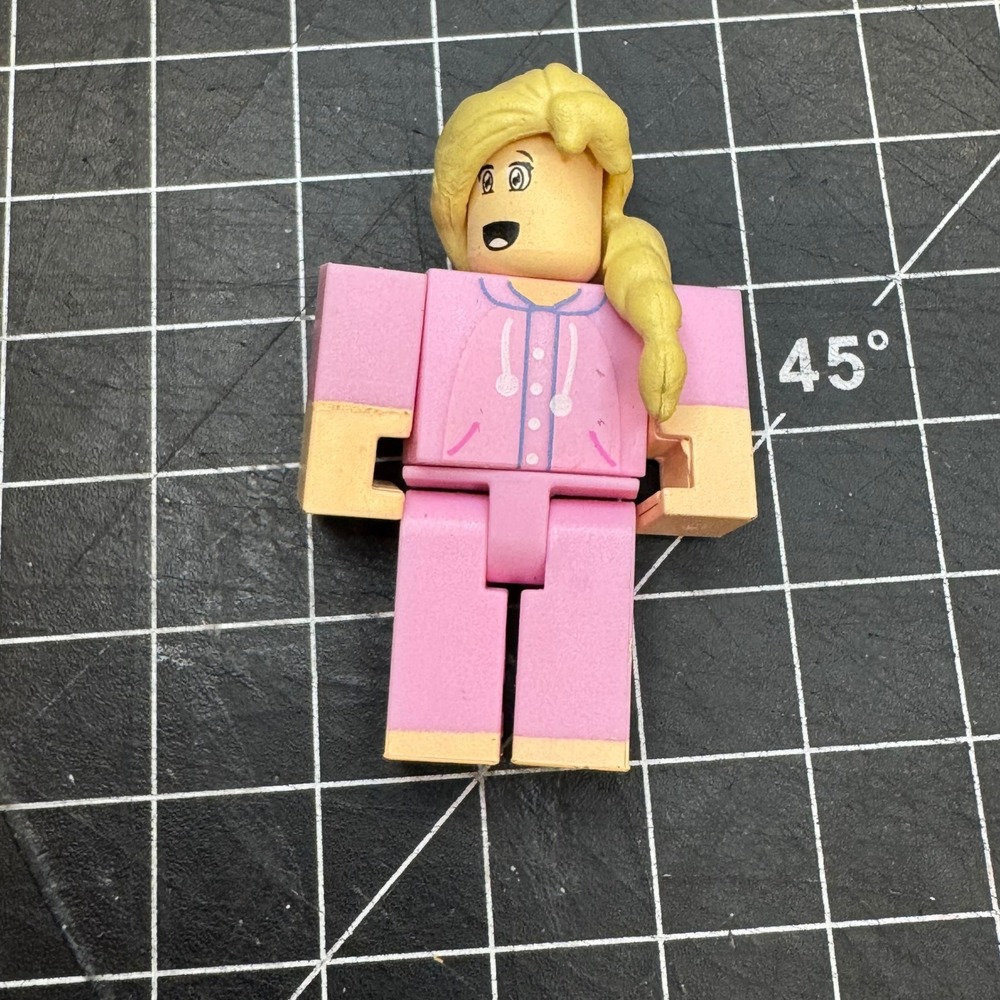 Roblox Jazwares Action Figure Girl Blonde Pink Bunny Pajamas Avatar Toy